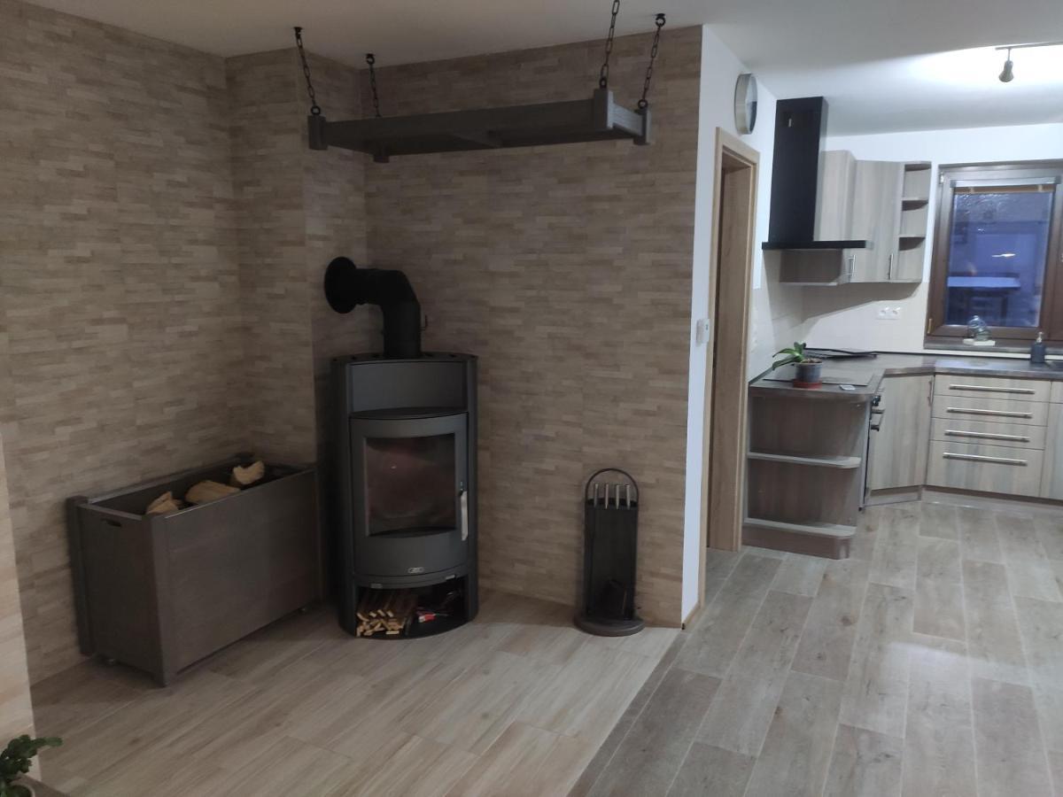 Apartman Высоке-над-Йизероу Экстерьер фото